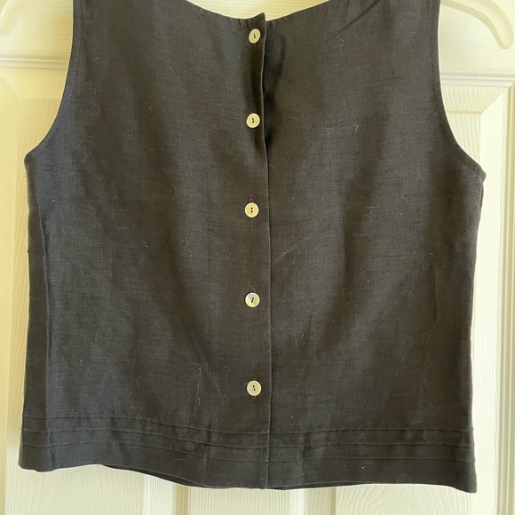 SOLD…On another Platform! TRIO New York Vtg Button Back Black Linen Top Size 6 - Picture 3 of 9